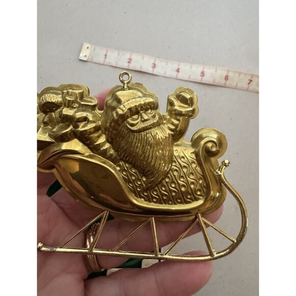 Hallmark Brass Christmas Ornament Santa's Sleigh 1982 Santa Claus Toys Metal - Picture 6 of 7